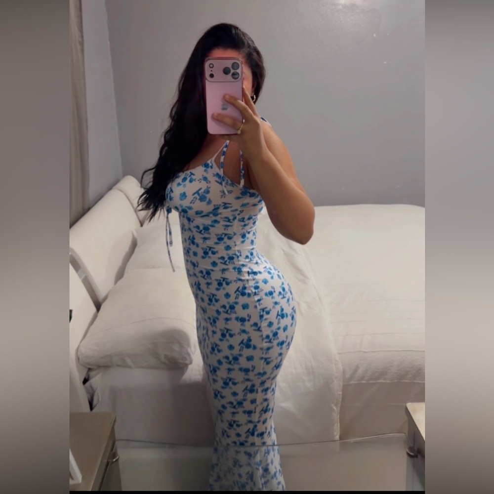Floral Blue and White Women's Dress